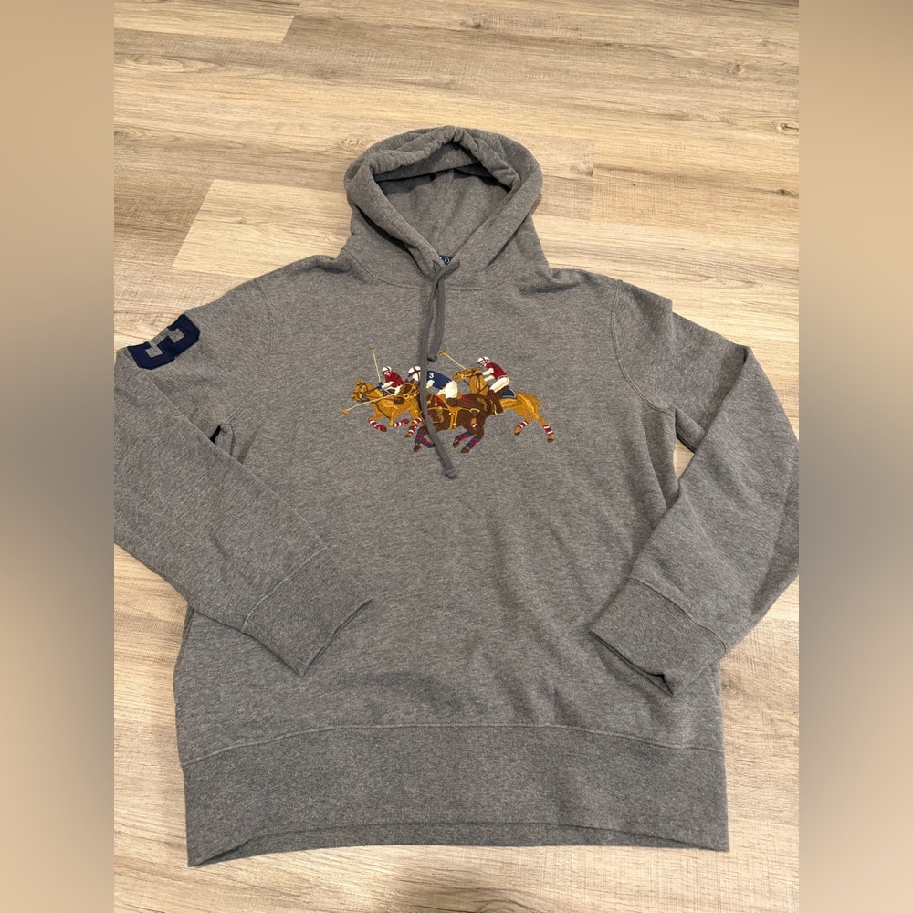 Gray Polo Ralph Lauren Hoodie with Embroidered Design
